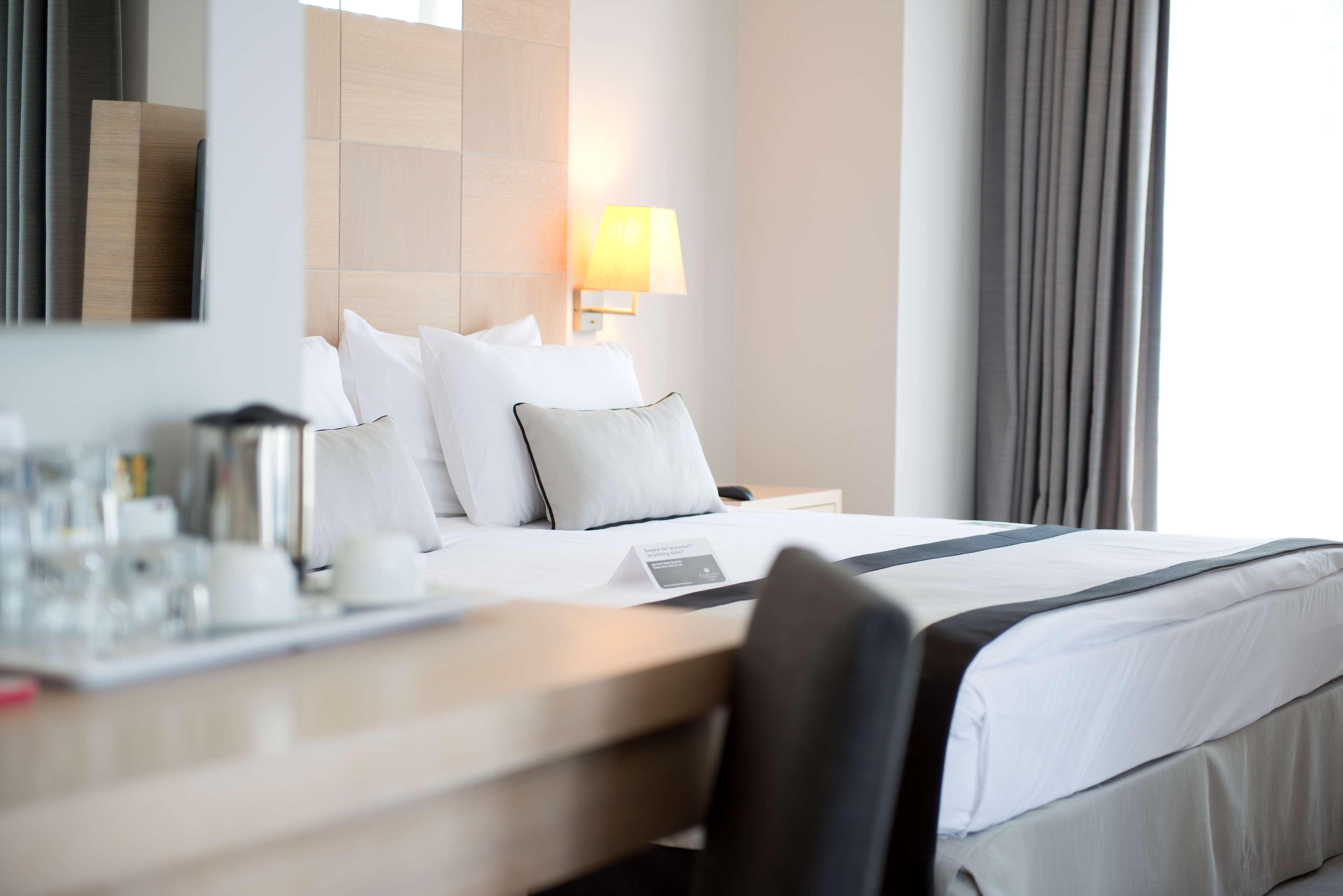 ביטז Ramada Resort By Wyndham Bodrum מראה חיצוני תמונה