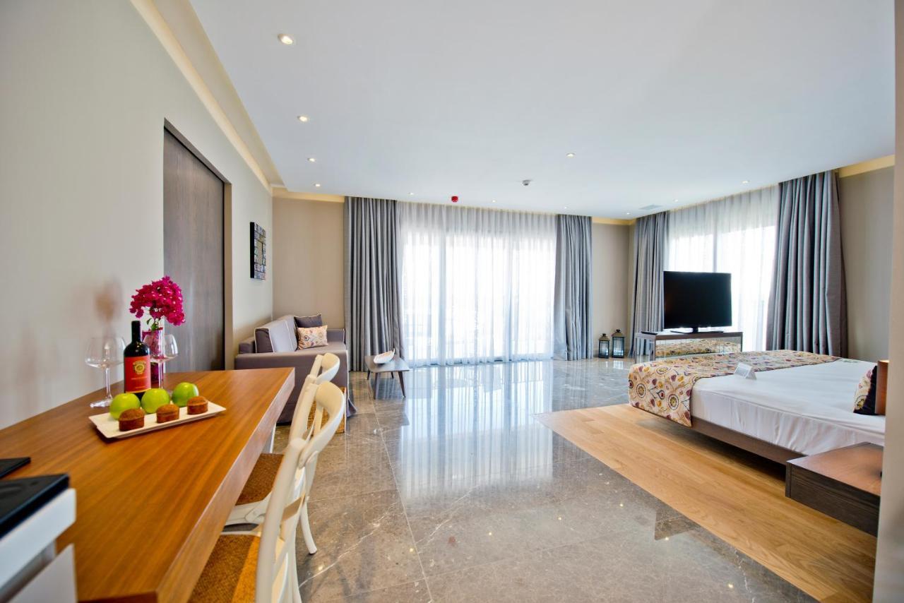 ביטז Ramada Resort By Wyndham Bodrum מראה חיצוני תמונה